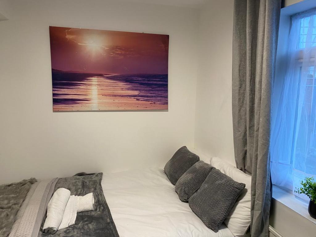 Small But Cozy Studio, Great Tube Connection ロンドン エクステリア 写真